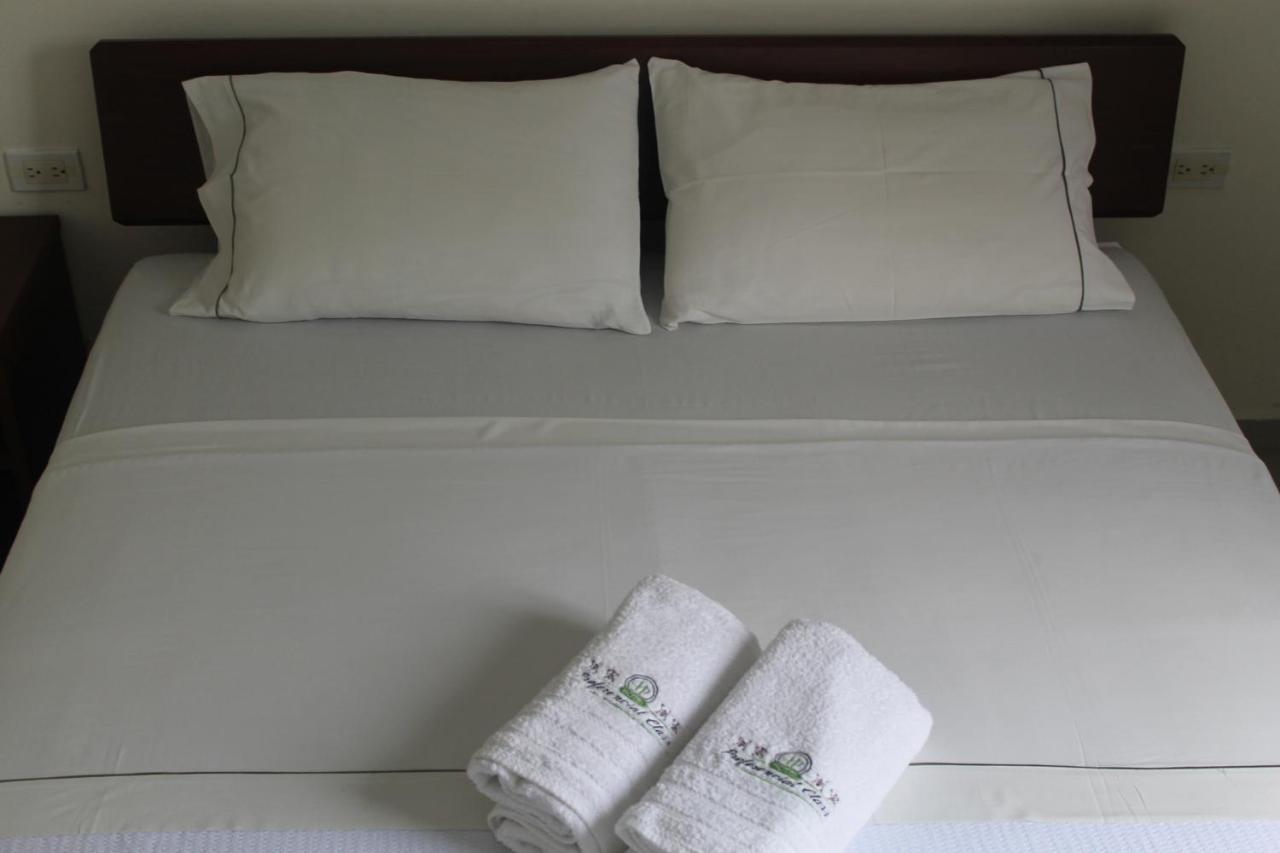 Hotel Preferencial Class بوكارامانغا المظهر الخارجي الصورة