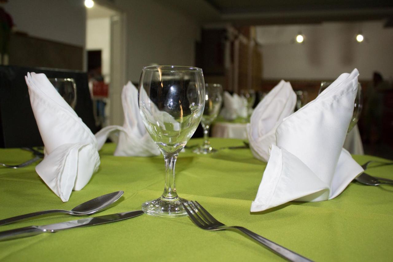 Hotel Preferencial Class بوكارامانغا المظهر الخارجي الصورة